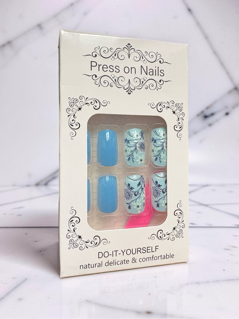 Blue Floral Press-On Nail Set - Picture 2 of 2